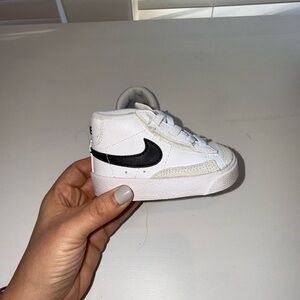 Nike Blazer Mid '77